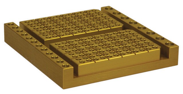 アルミ製加熱冷却ブロック Holds 192 x 0.2 mL tubes in center plus 20 on size (8 for 1.5ml tubes, 12 for 0.5ml tubes)