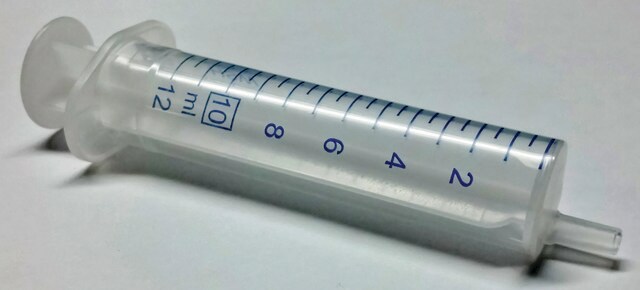 Syringe PP/PE without needle luer slip tip, eccentric, capacity 20&#160;mL, graduated, 1&#160;mL, non-sterile