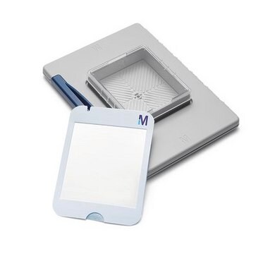 SNAP id&#174; 2.0タンパク質検出システム-Mini（7.5 x 8.4 cm） Developed to meet the needs of our Western blotting customers, the SNAP i.d. 2.0 system produces blots of a very high quality. Unique vacuum-driven technology &amp; a built-in flow distributor actively drive reagents through the membrane..