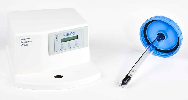 Module de décontamination automatique&nbsp;(ASM) AC/DC input 120 V, Protects stored pure (Type 2/3) water from bacterial proliferation and biofilm buildup.