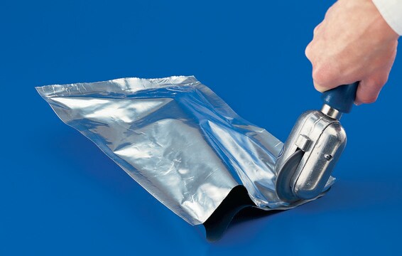 Foil/poly bag size 3.75&#160;in. × 7.75&#160;in.