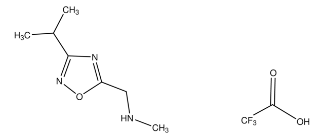 1-(3-Isopropyl-1,2,4-oxadiazol-5-yl)-N-methylmethanamine trifluoroacetate AldrichCPR